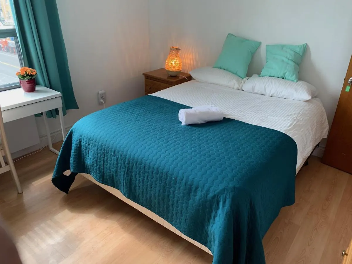Chambres El Mediterraneo Rooms Montreal Homestay