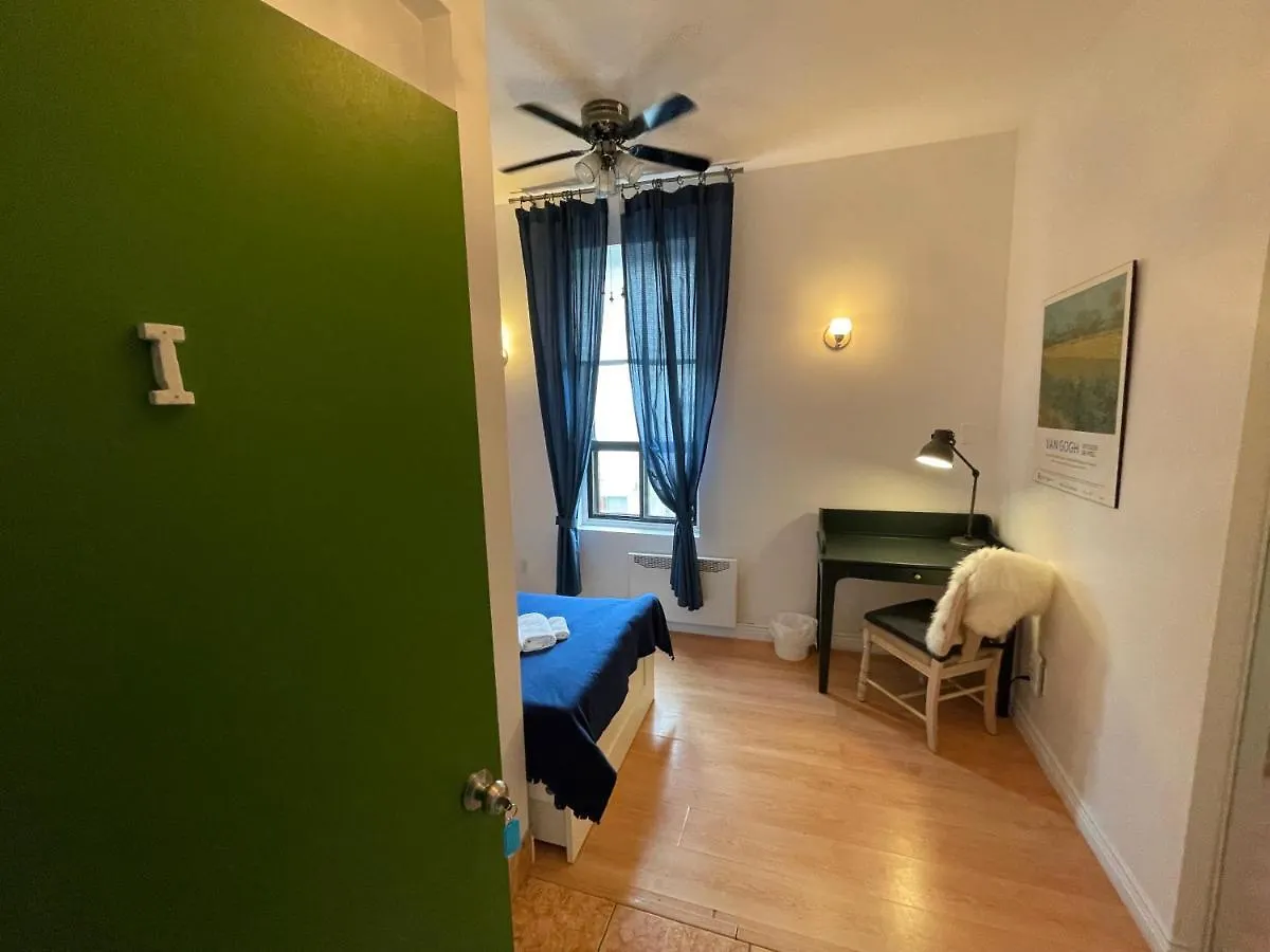 Chambres El Mediterraneo Rooms Montreal Homestay