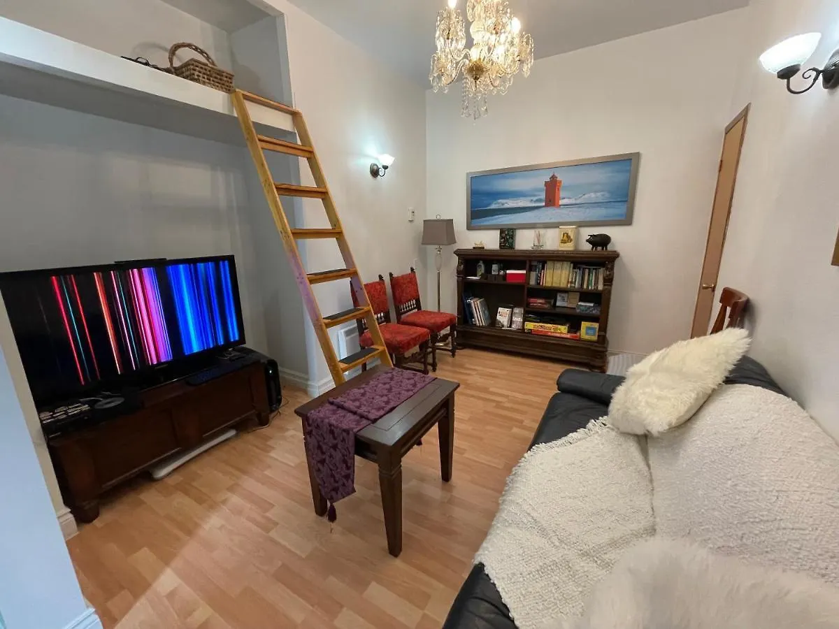Chambres El Mediterraneo Rooms Montreal Canada